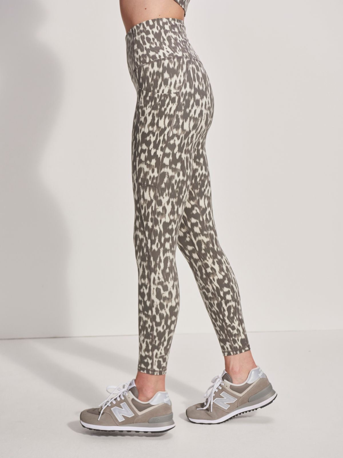 Move Pocket High Legging 25"