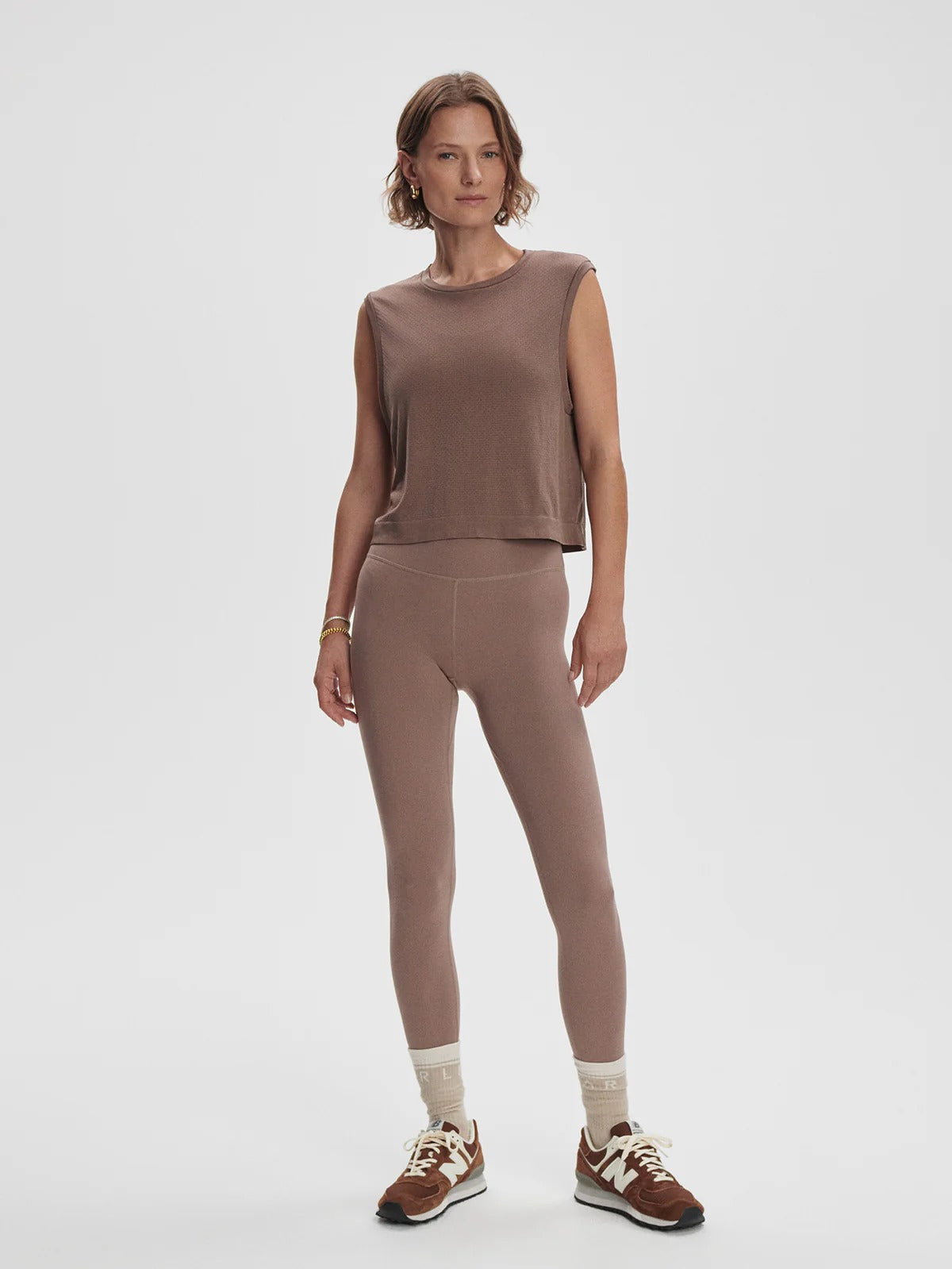 Page Seamless Crop Tank