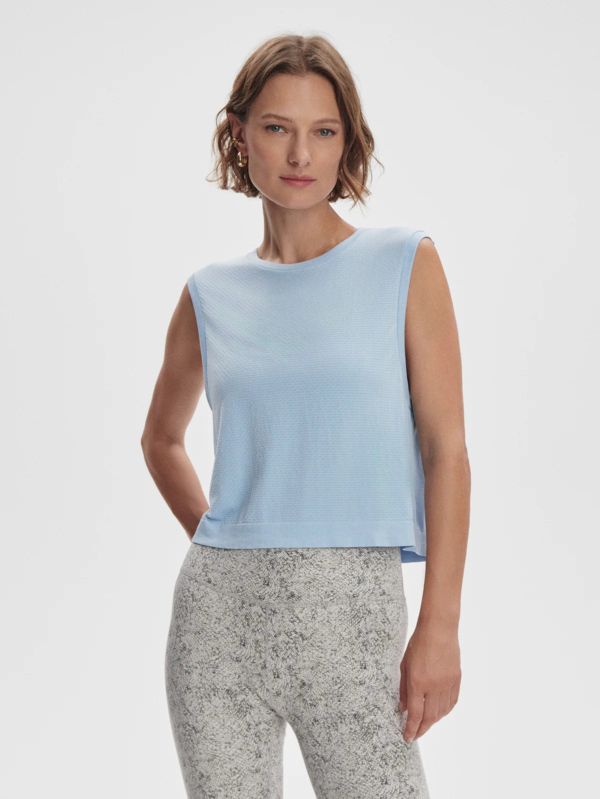 Page Seamless Crop Tank