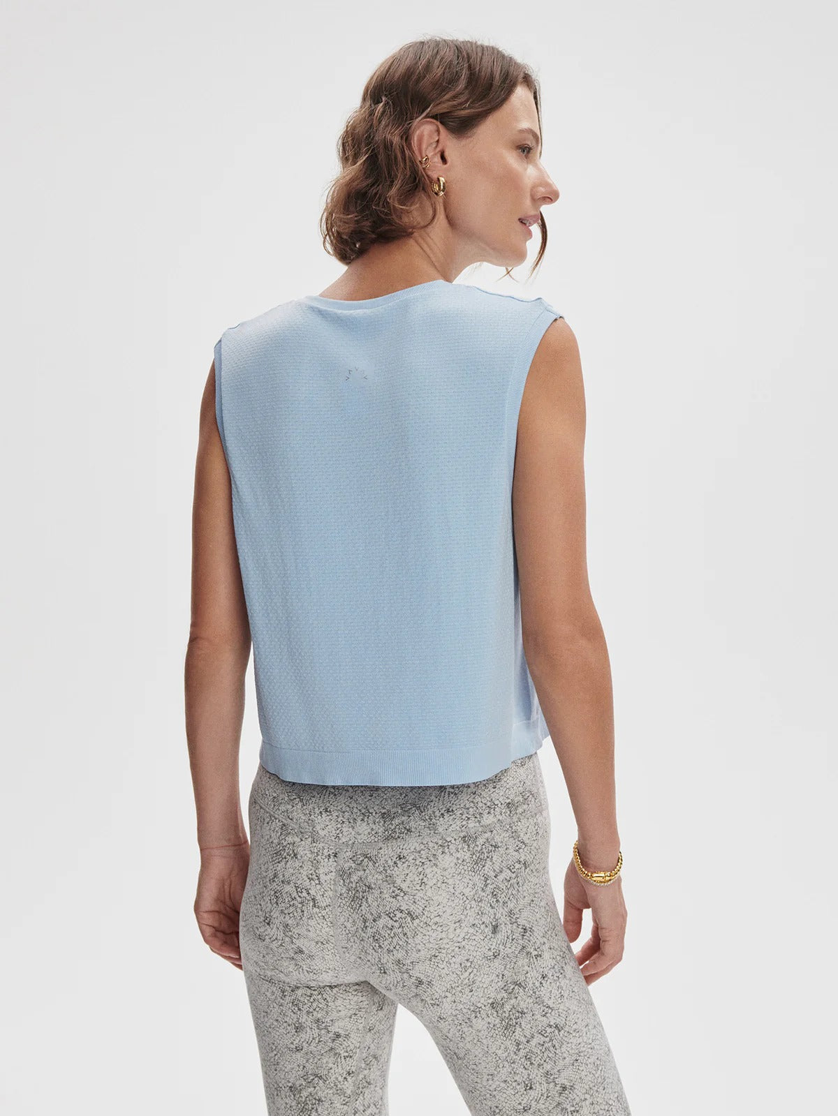 Page Seamless Crop Tank