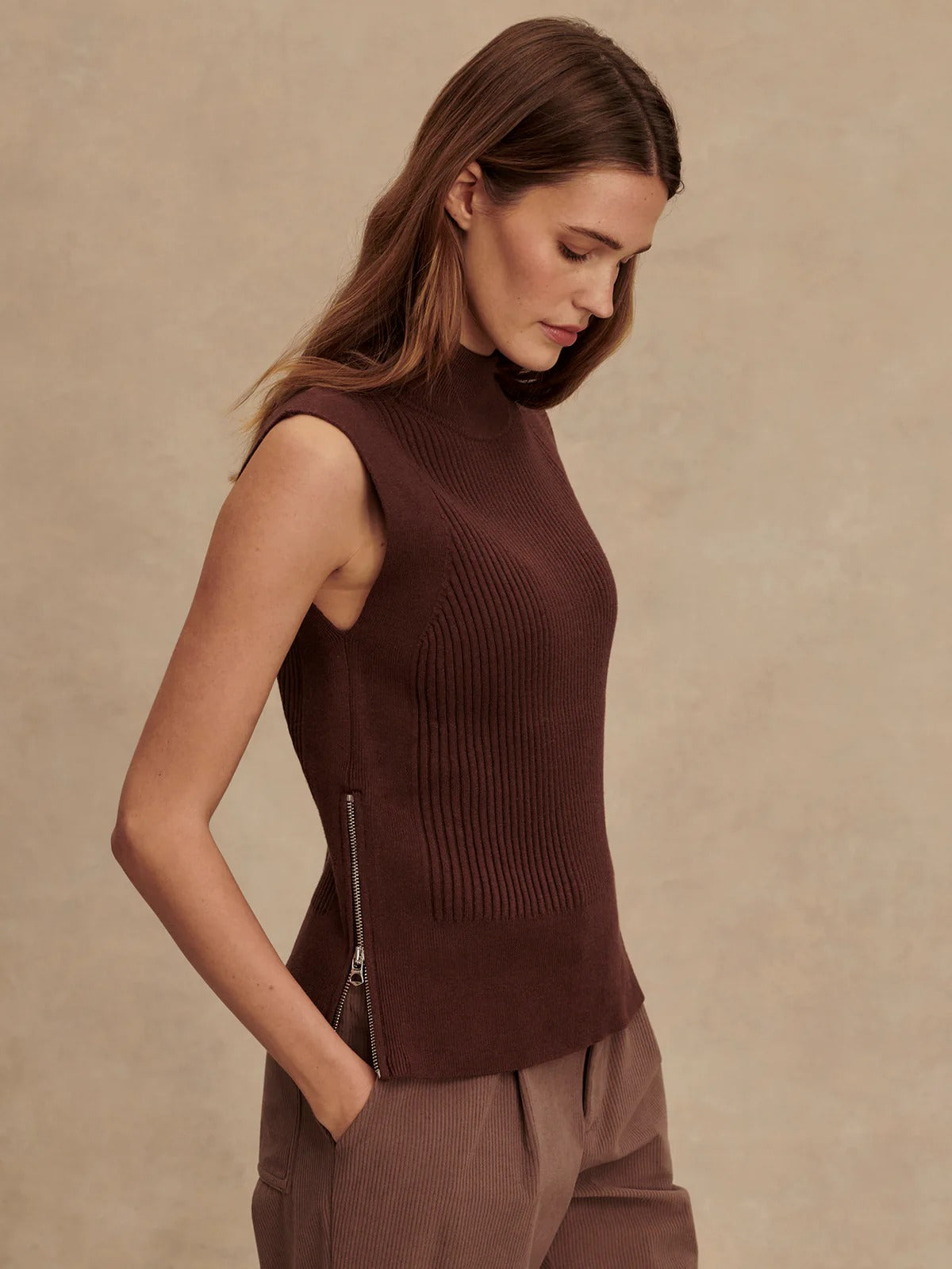 Lois High-Neck Tank