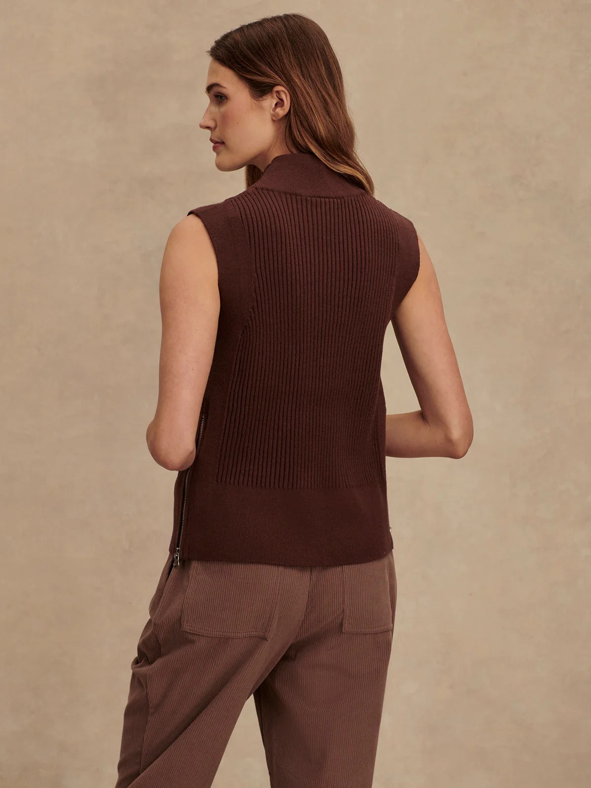 Lois High-Neck Tank
