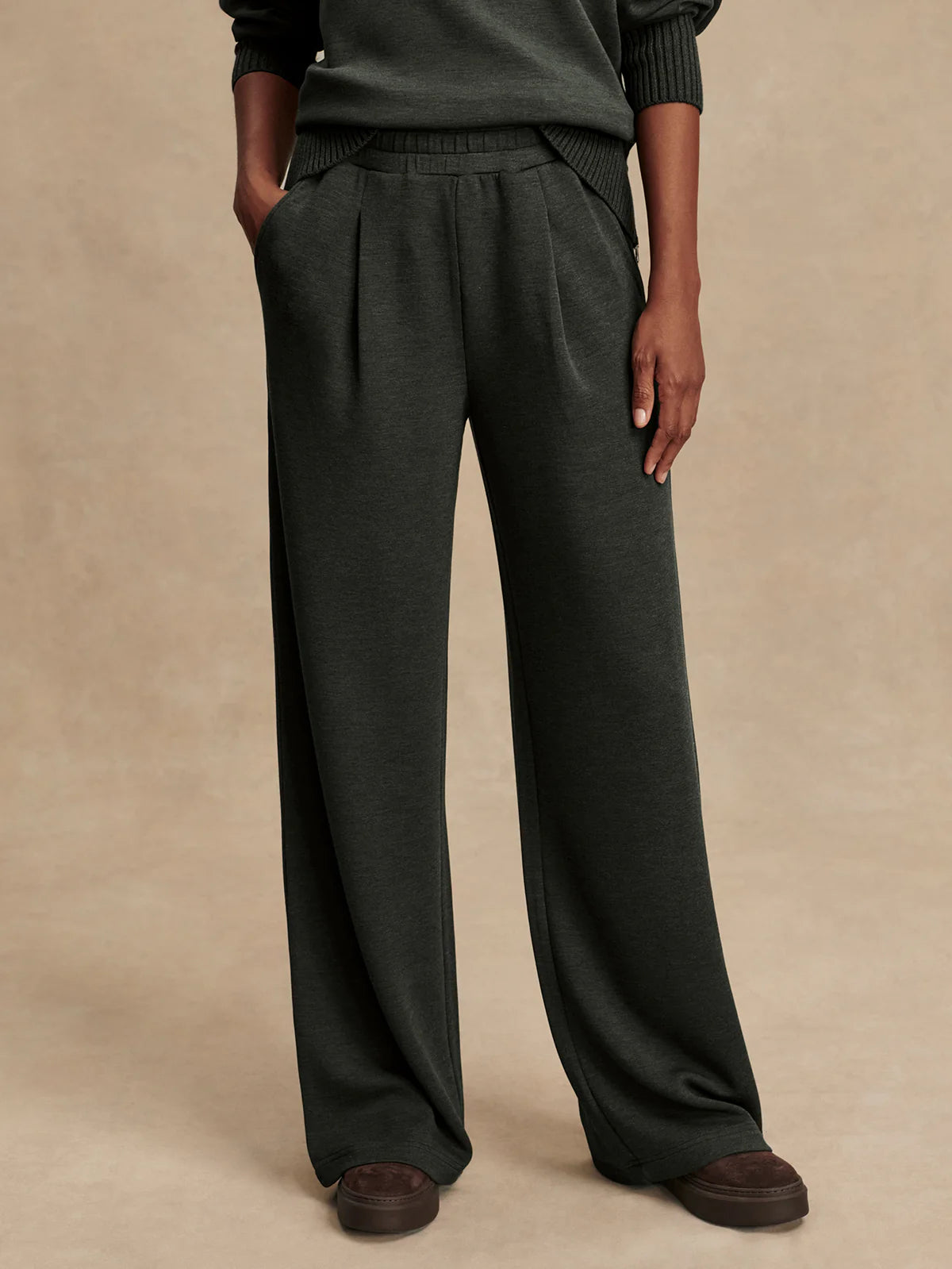 The Extra Wide Leg Pant 32"