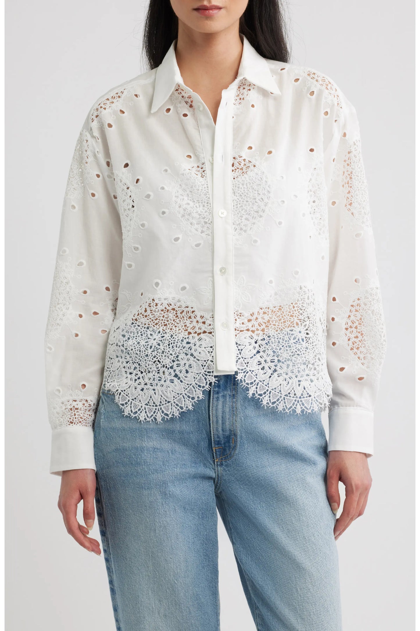 The BELLE, Venetian Embroidery