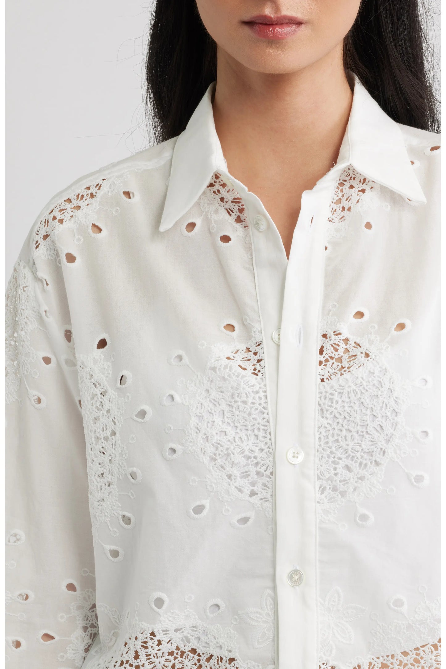 The BELLE, Venetian Embroidery