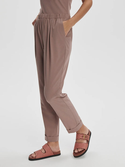 Alana Slim Tapered Cuff Pant 27"