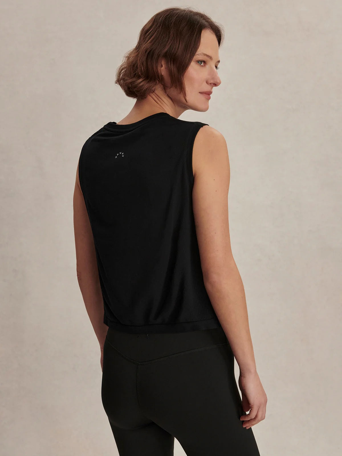 Nate Seamless Cropped Tank