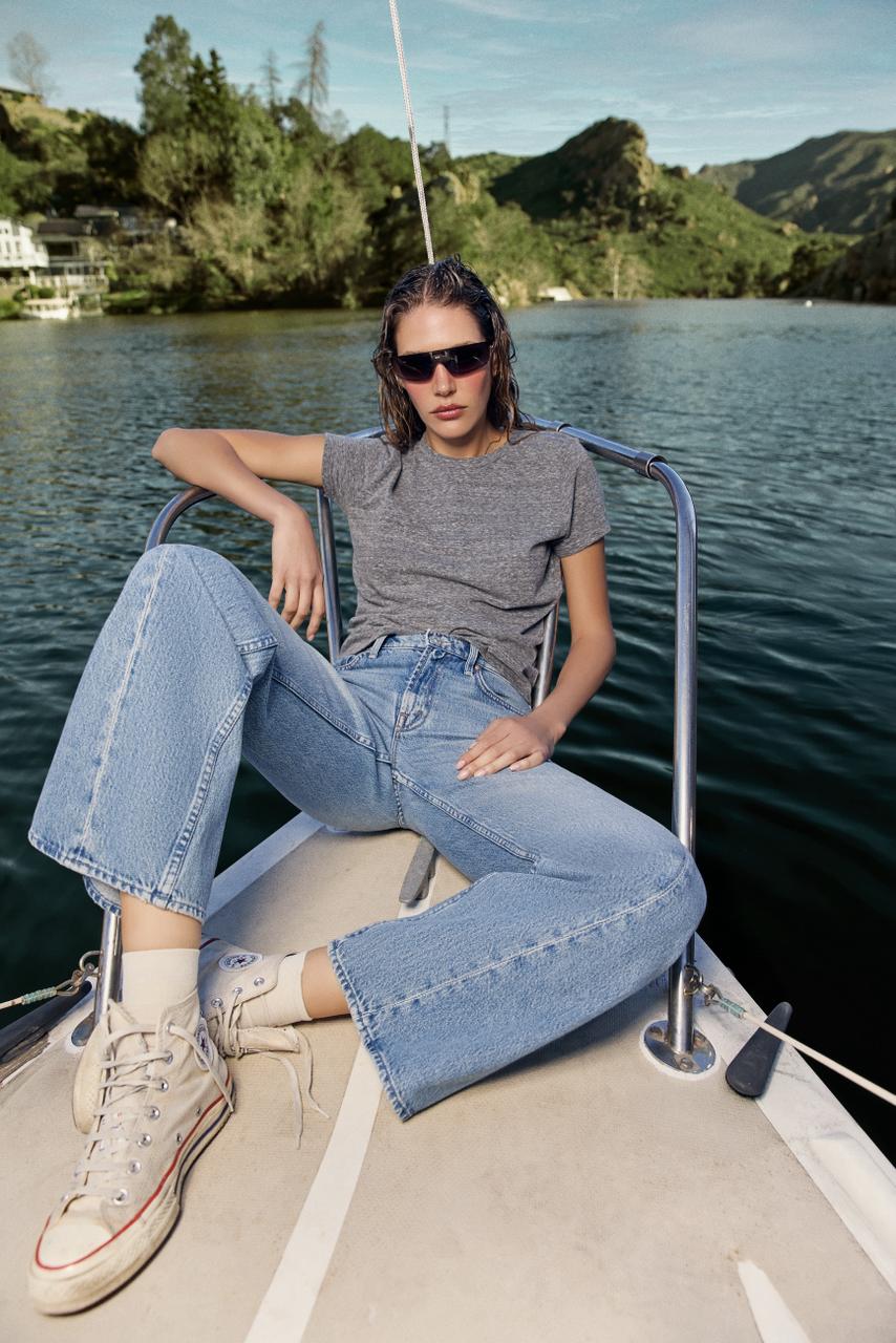 The Bookie Twist Skimp Jeans