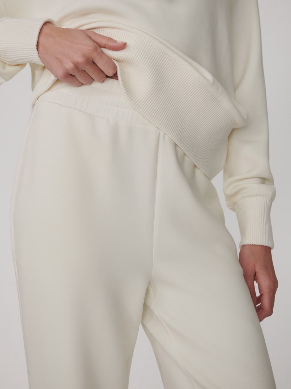 The Classic Cuff Pant 25"