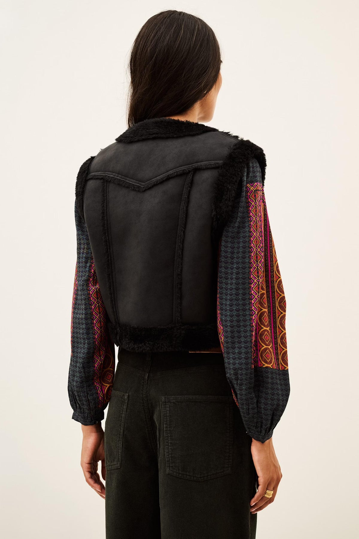 Pila Sleeveless Jacket